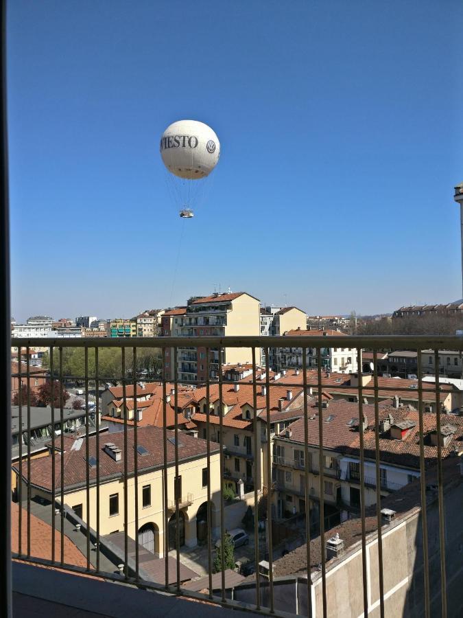 La Balounette - Pittoresco Attico Centrale Con Vista Sui Monti トリノ エクステリア 写真